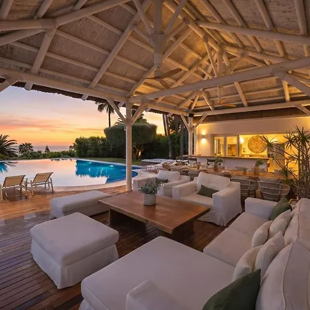 Exceptional In Chapas With Breathtaking Panoramic Views! Villa Marbella